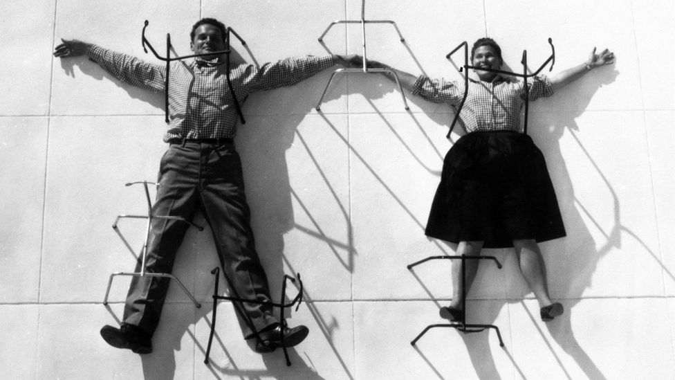 Proyección de documental y Encuentro del Grupo de Artes Plásticas